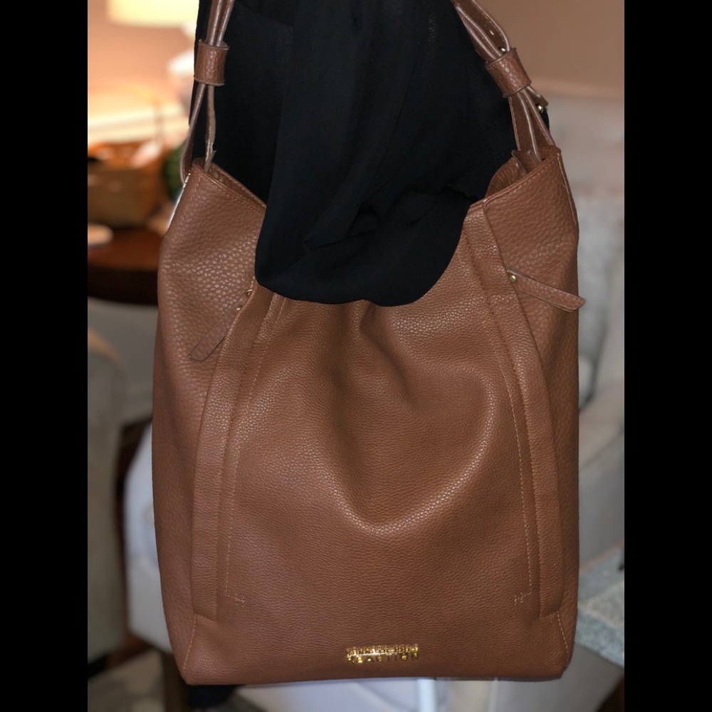 ❤️SOLD~ Kenneth Cole Reaction Large Bag